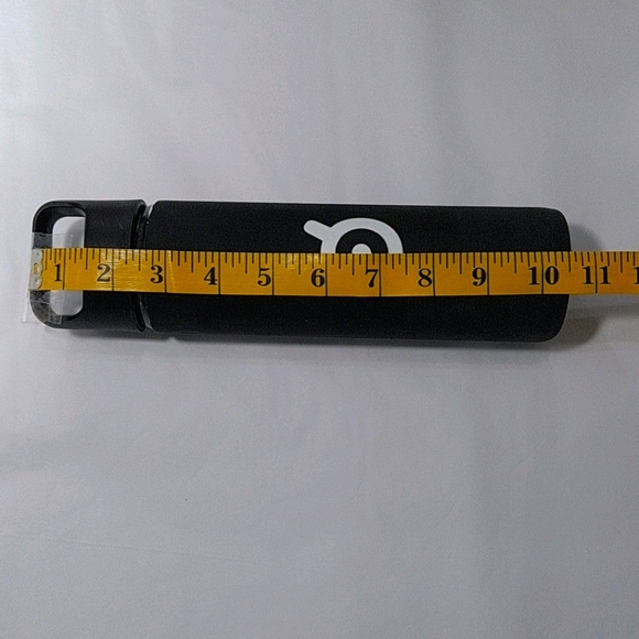 Peloton 18oz Glass Non Slip Water Bottle NWOT - Picture 4 of 9